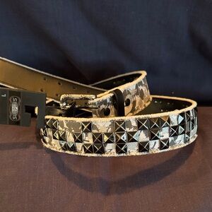Studded White / Gray Camouflage Belt - Size L